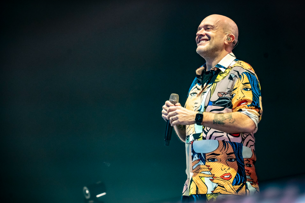 Max Pezzali (kosmomagazine.it)